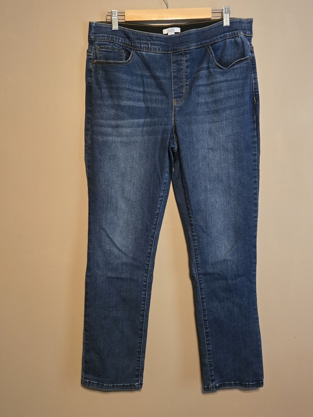 Women’s Stretch Dark Blue Jeans Size 14